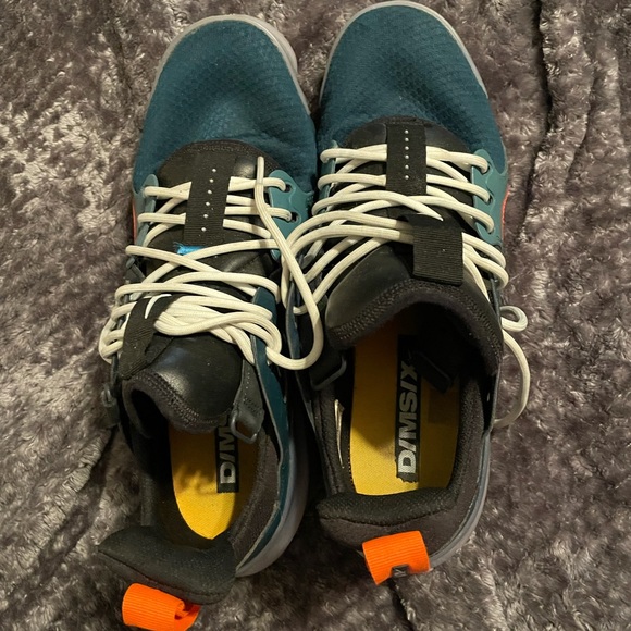 Nike DimSix main image 5